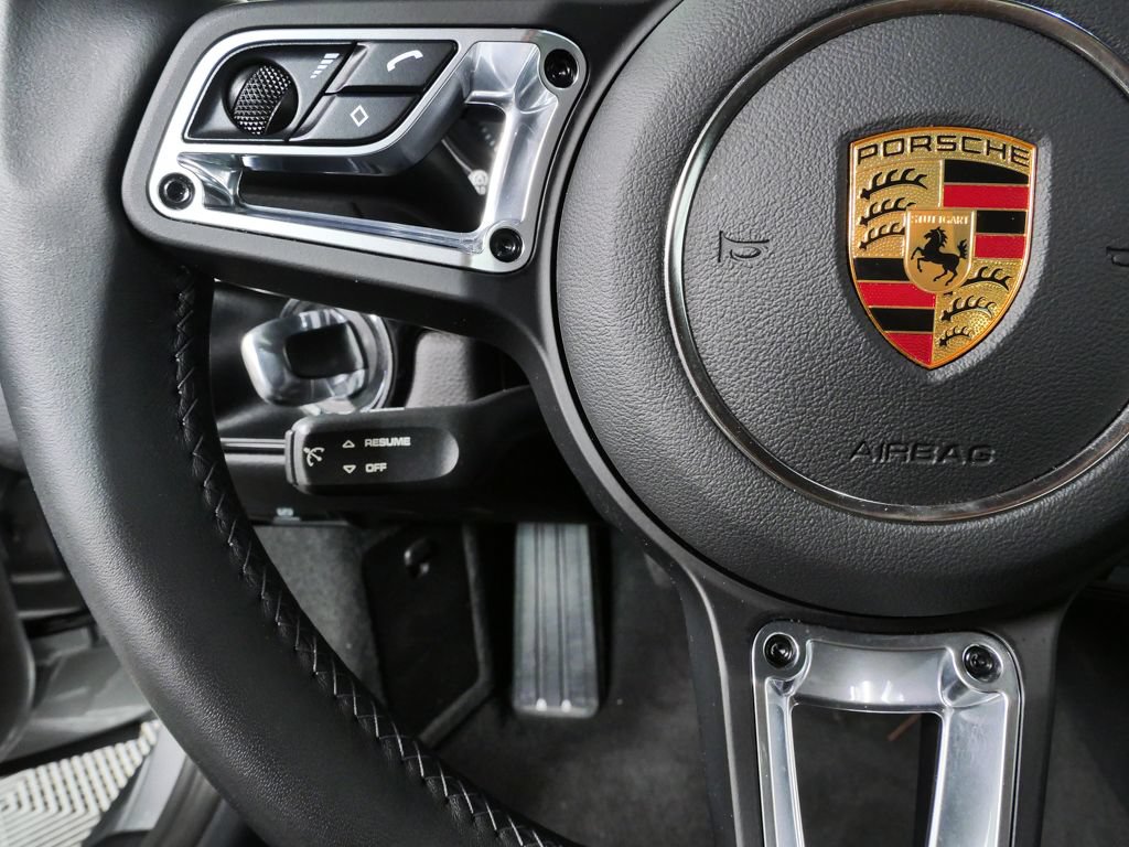 Certified 2022 Porsche 718 Cayman RWD image 10