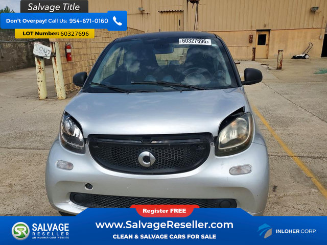 Used 2016 smart fortwo passion RWD image 7