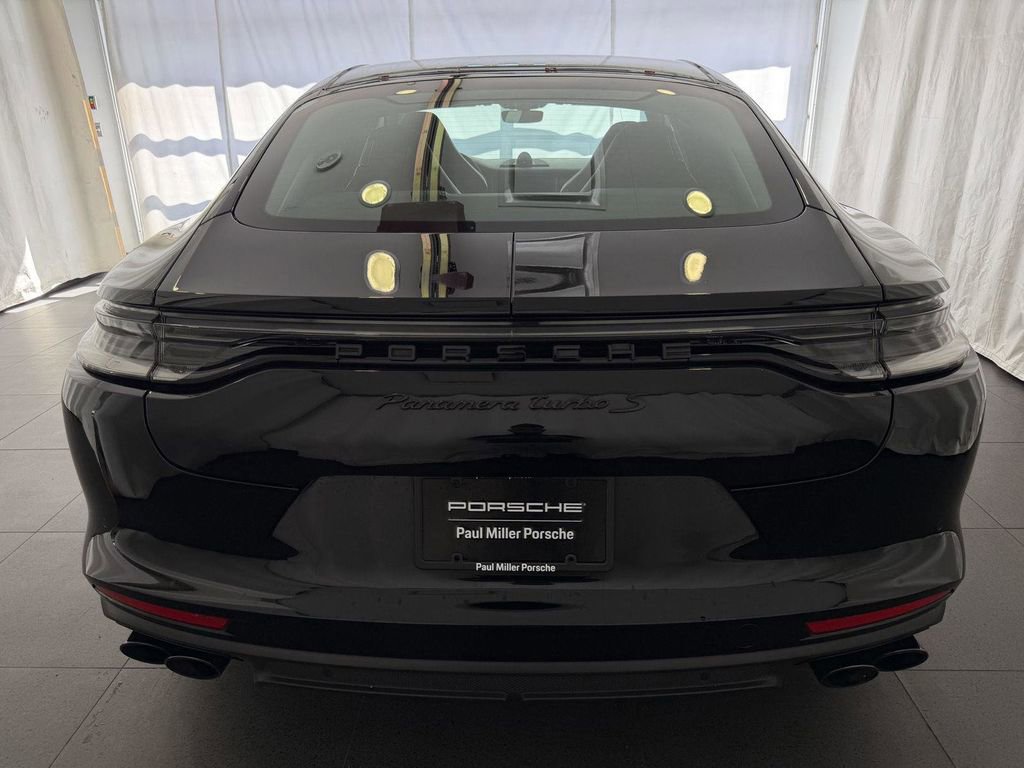 Certified 2022 Porsche Panamera Turbo S AWD/4WD image 8