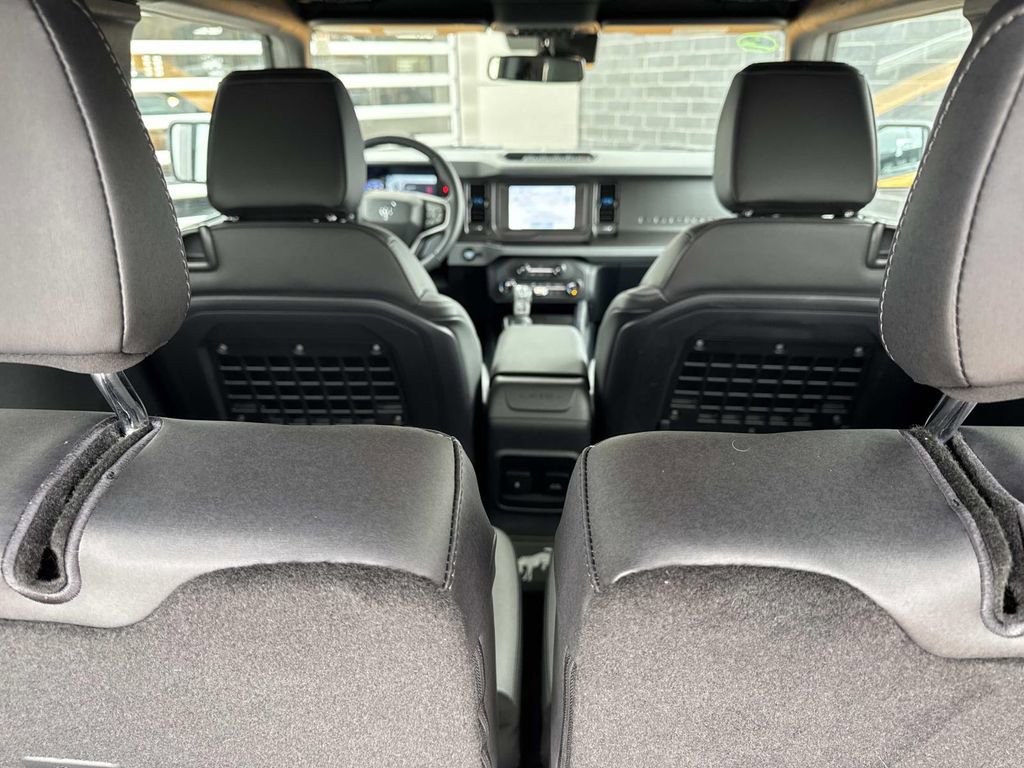 Used 2022 Ford Bronco Black Diamond w/ Sasquatch Package AWD/4WD image 13