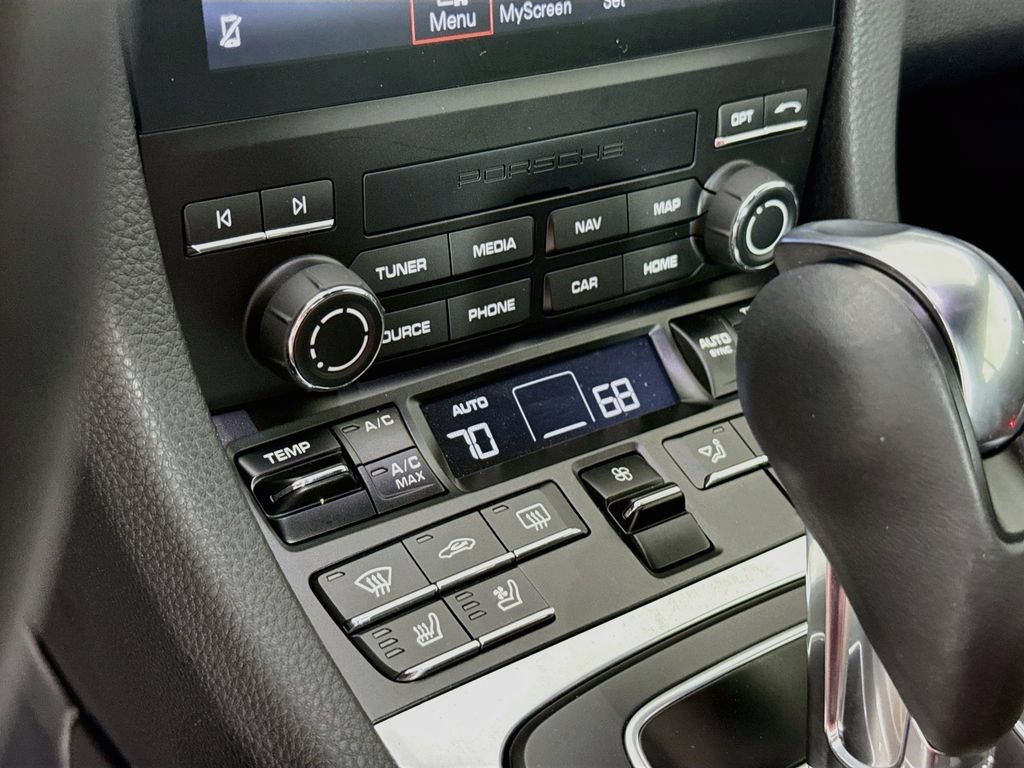 Certified 2024 Porsche 718 Cayman S RWD image 16