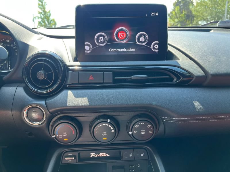 Used 2021 MAZDA MX-5 Miata RF Club RWD image 20