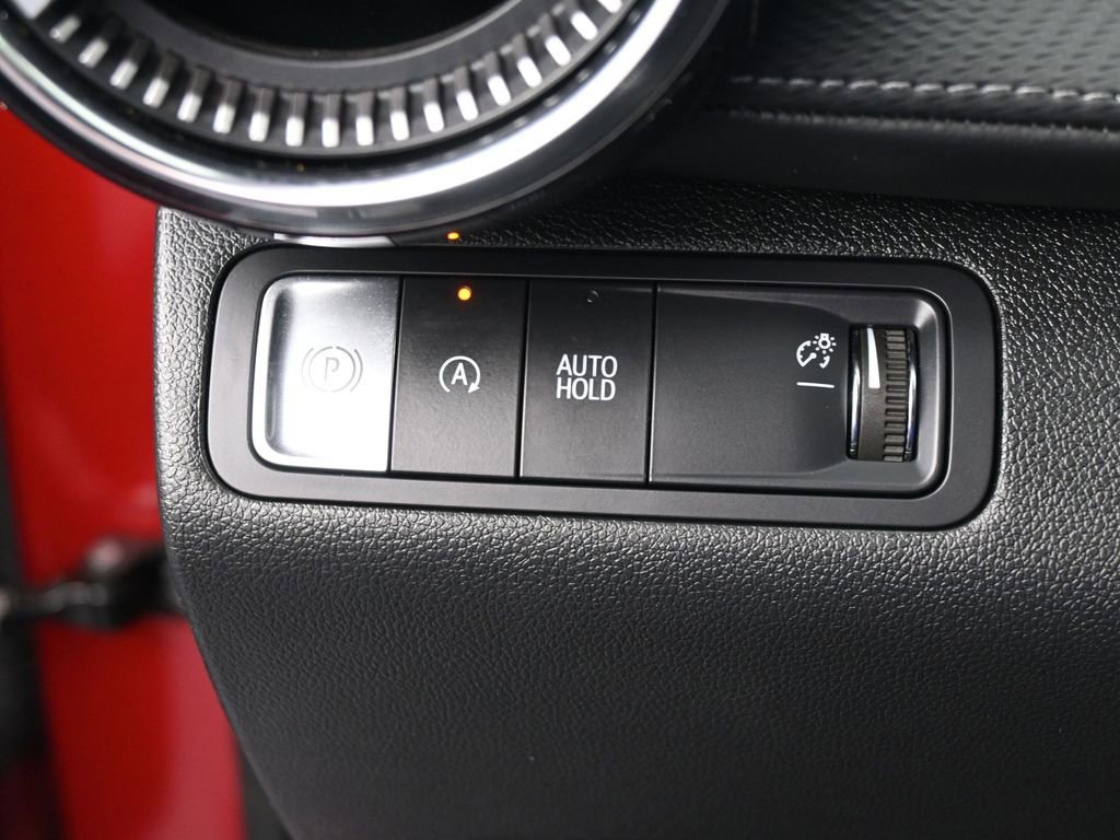 Used 2025 Chevrolet Equinox LT image 32