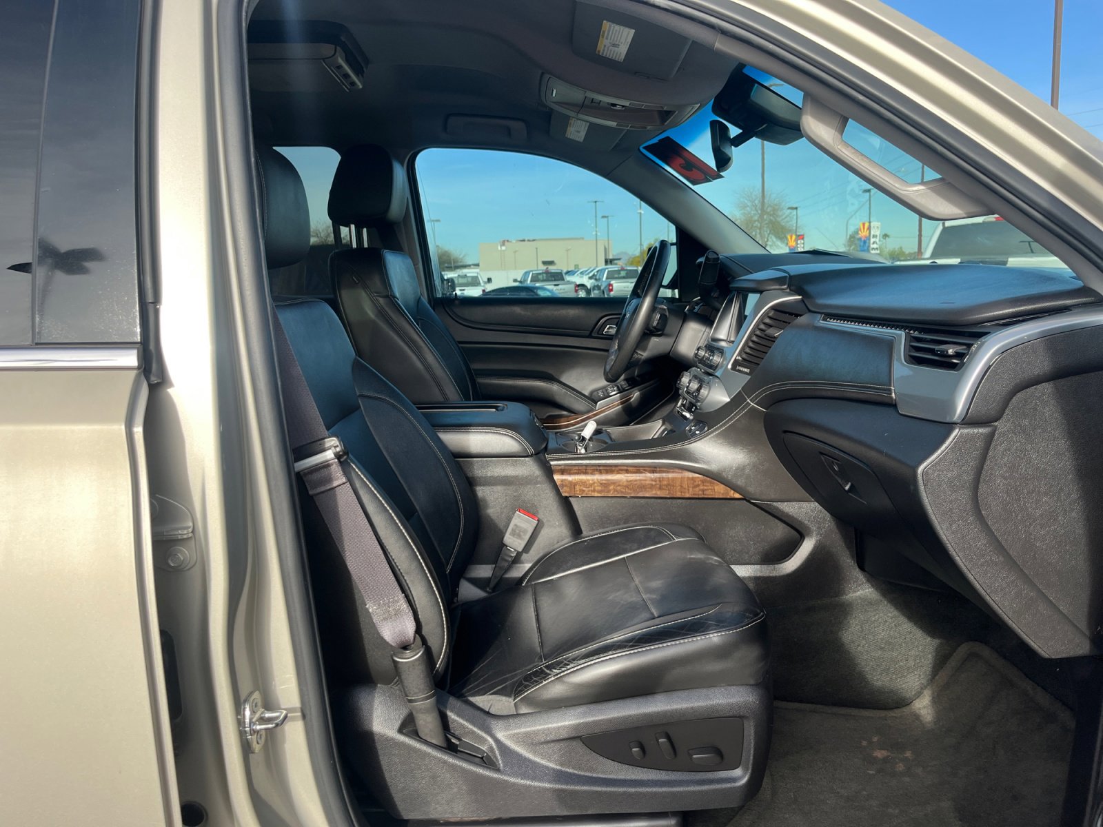 Used 2015 Chevrolet Tahoe LT w/ Luxury Package image 19