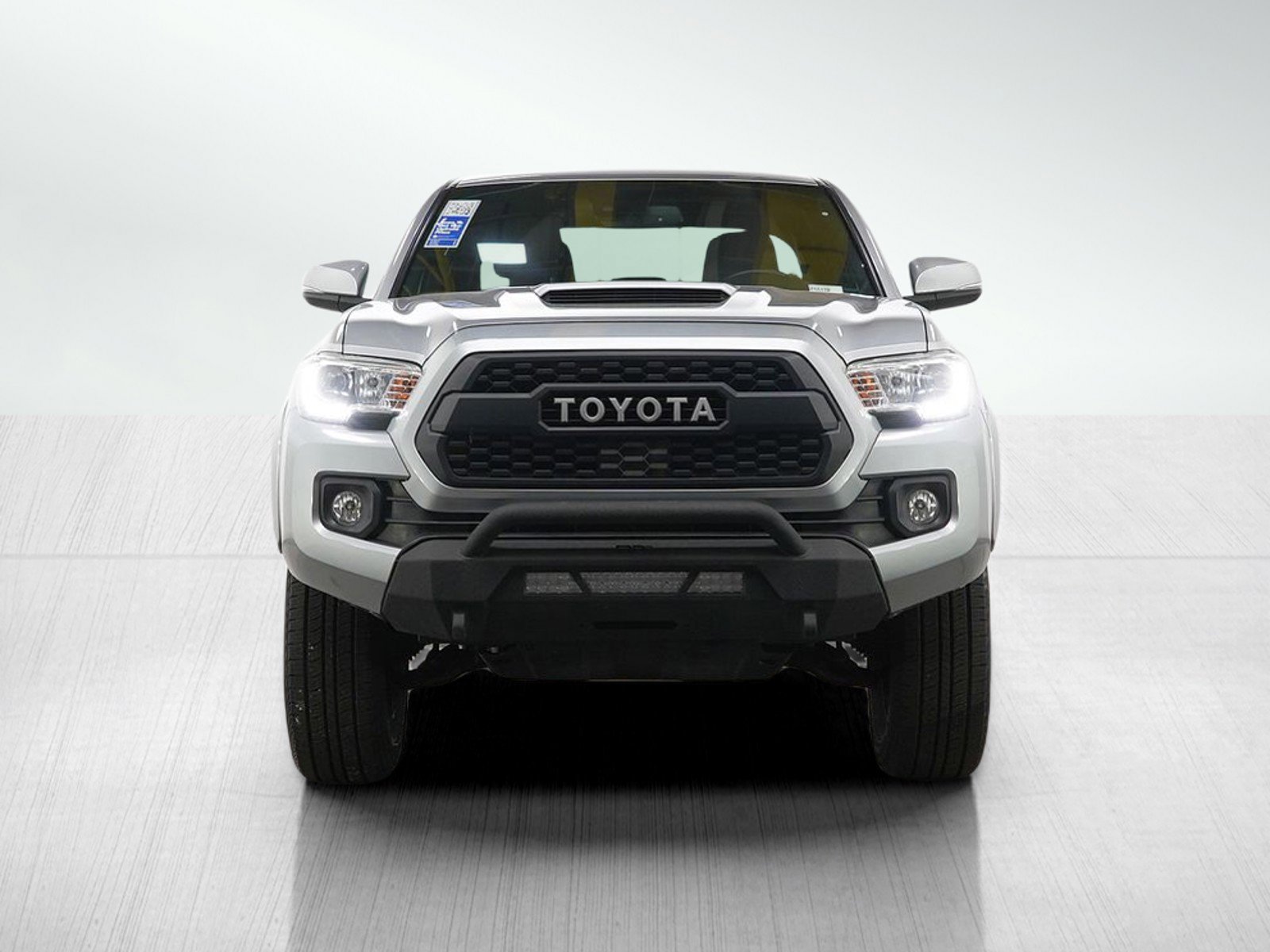 Used 2020 Toyota Tacoma TRD Sport AWD/4WD image 8