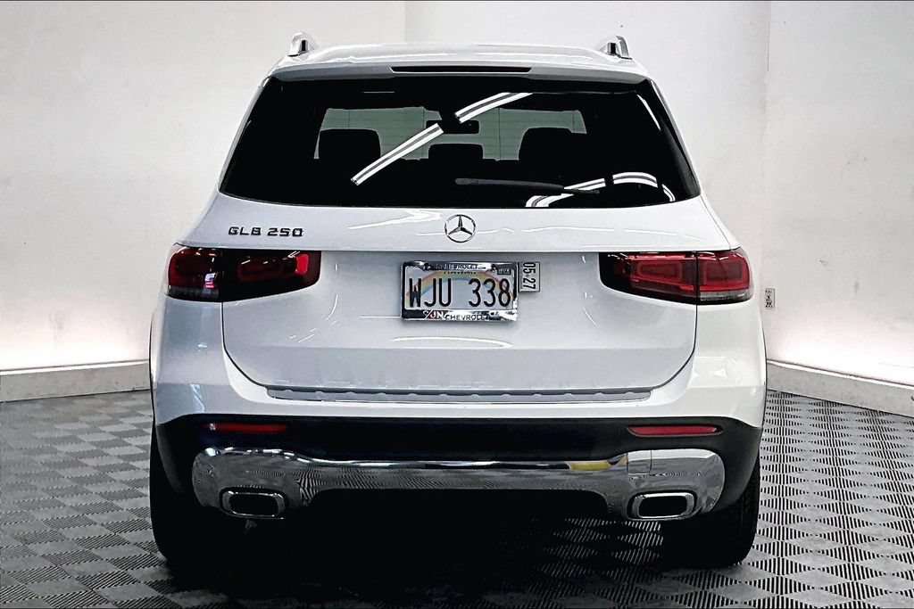 Used 2022 Mercedes-Benz GLB 250 image 3