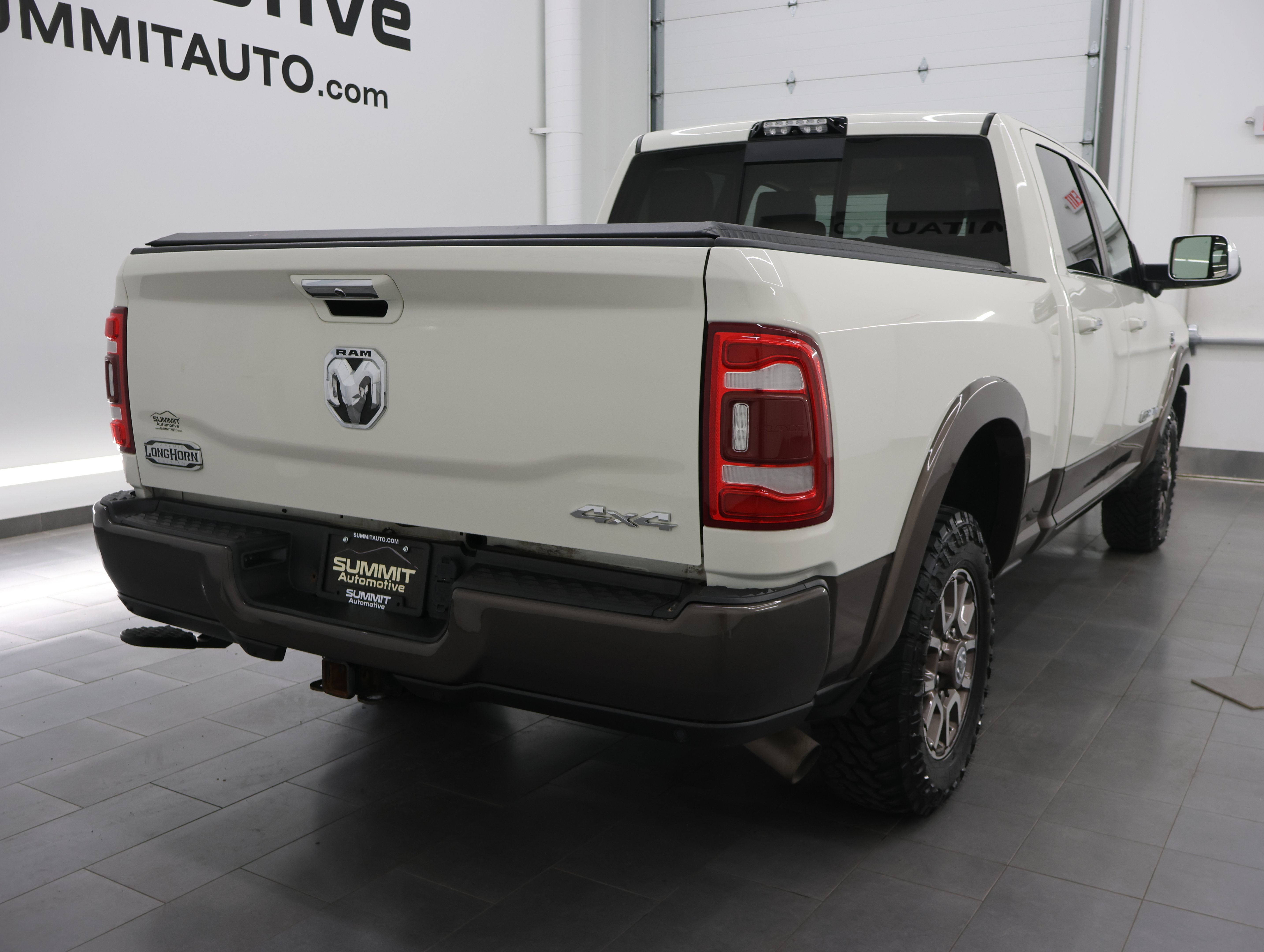 Used 2019 RAM 2500 Limited AWD/4WD image 4