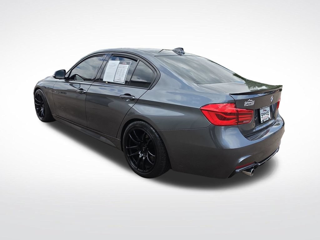 Used 2018 BMW 340i xDrive Sedan w/ Premium Package AWD/4WD image 4