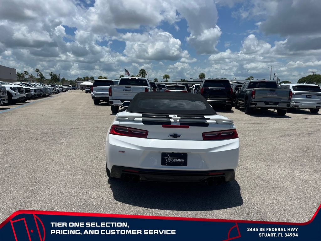 Used 2018 Chevrolet Camaro SS RWD image 6