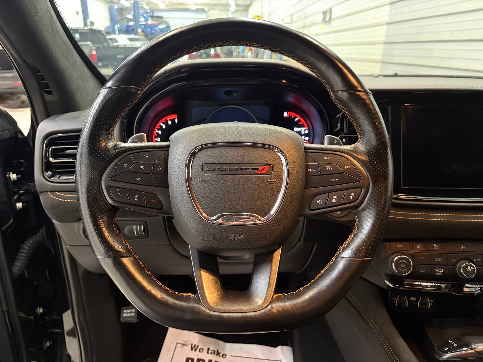 Used 2022 Dodge Durango R/T w/ Hemi Orange Plus Package AWD/4WD image 11