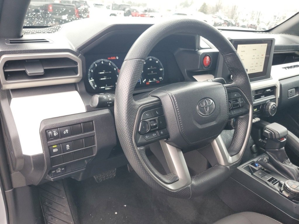 Used 2024 Toyota Tacoma TRD Sport image 10