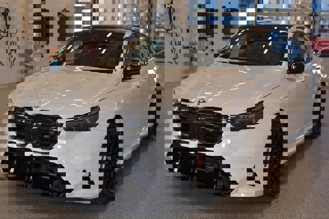 New 2026 BMW M5 w/ Executive Package image 9