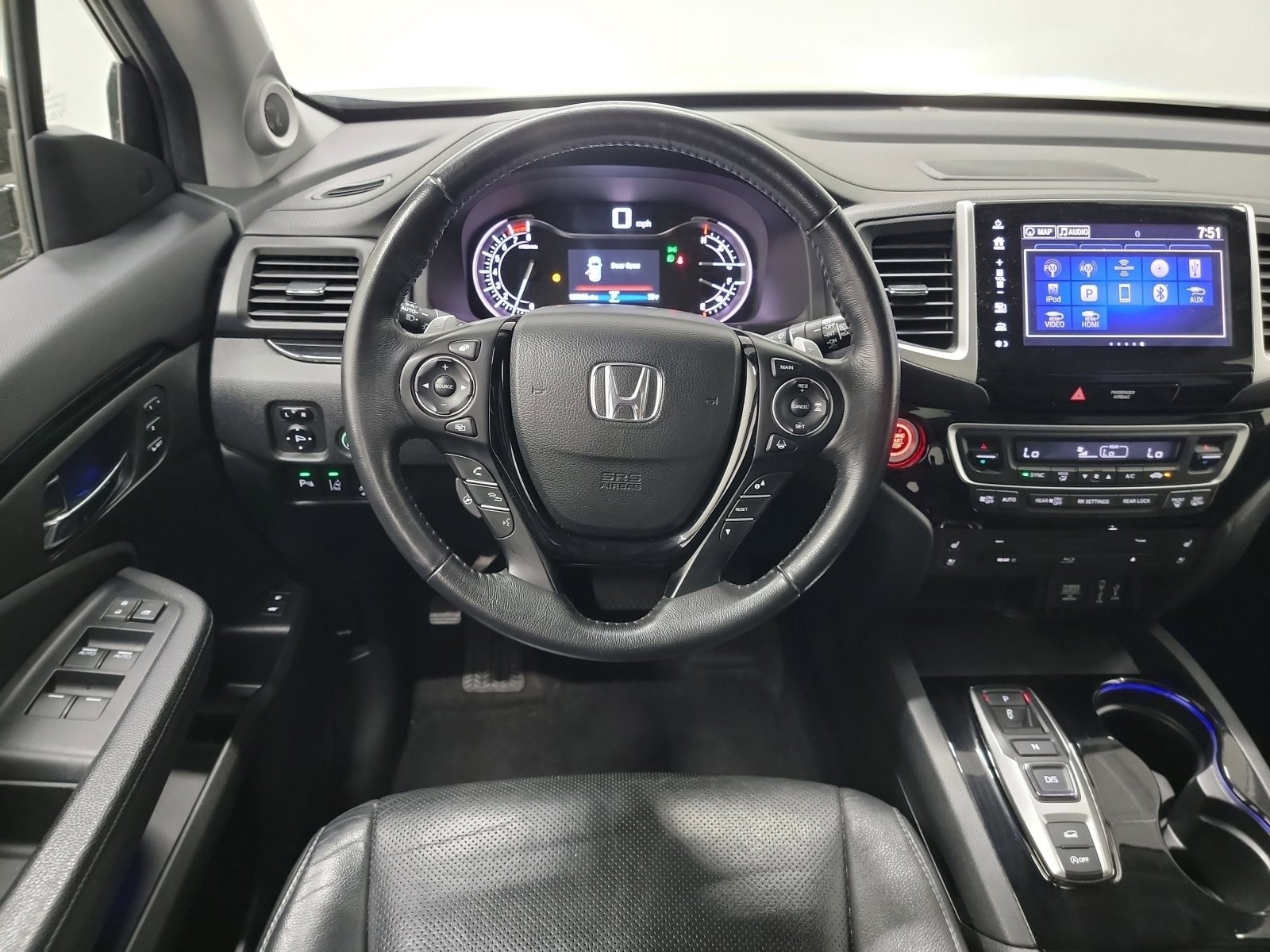 Used 2017 Honda Pilot Elite image 16