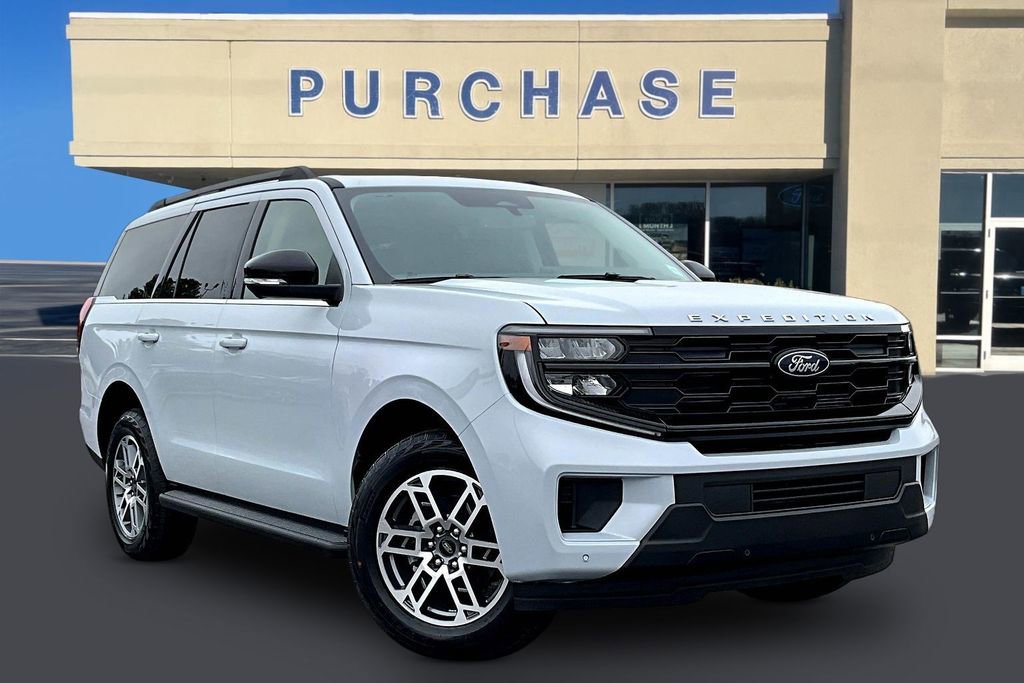 New 2026 Ford Expedition Active image 1