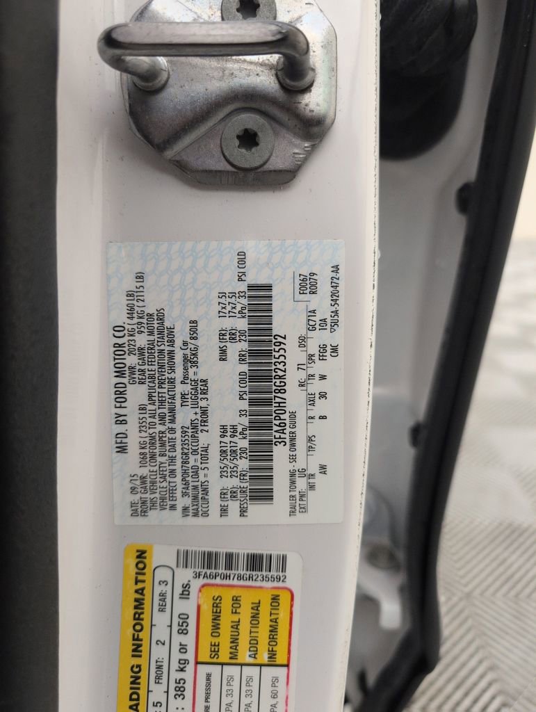 Used 2016 Ford Fusion SE FWD image 40