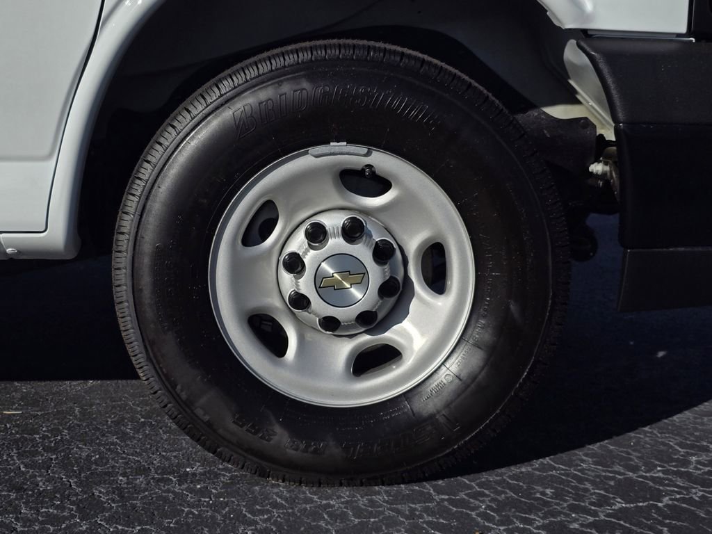 New 2025 Chevrolet Express 2500 w/ Driver Convenience Package image 11
