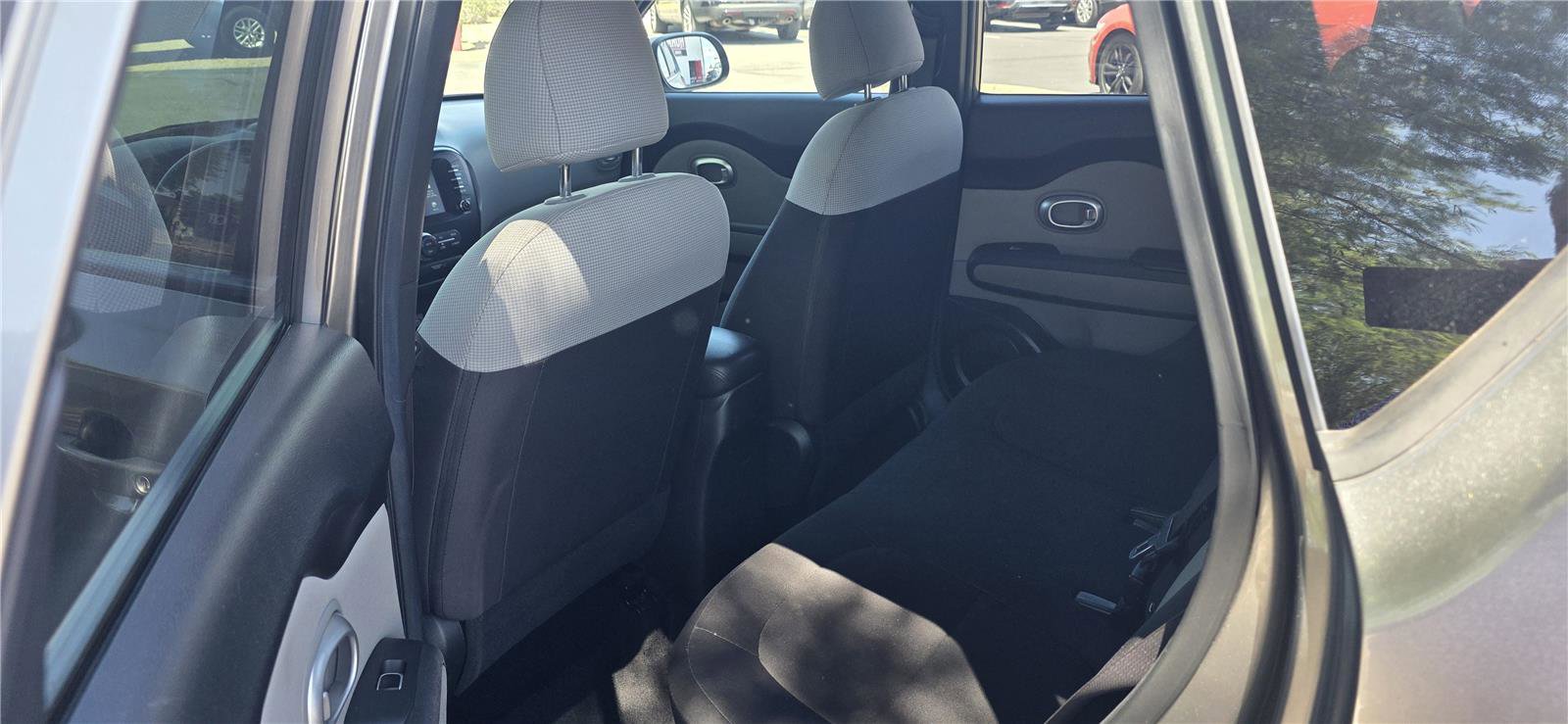Used 2019 Kia Soul w/ Convenience Package FWD image 12