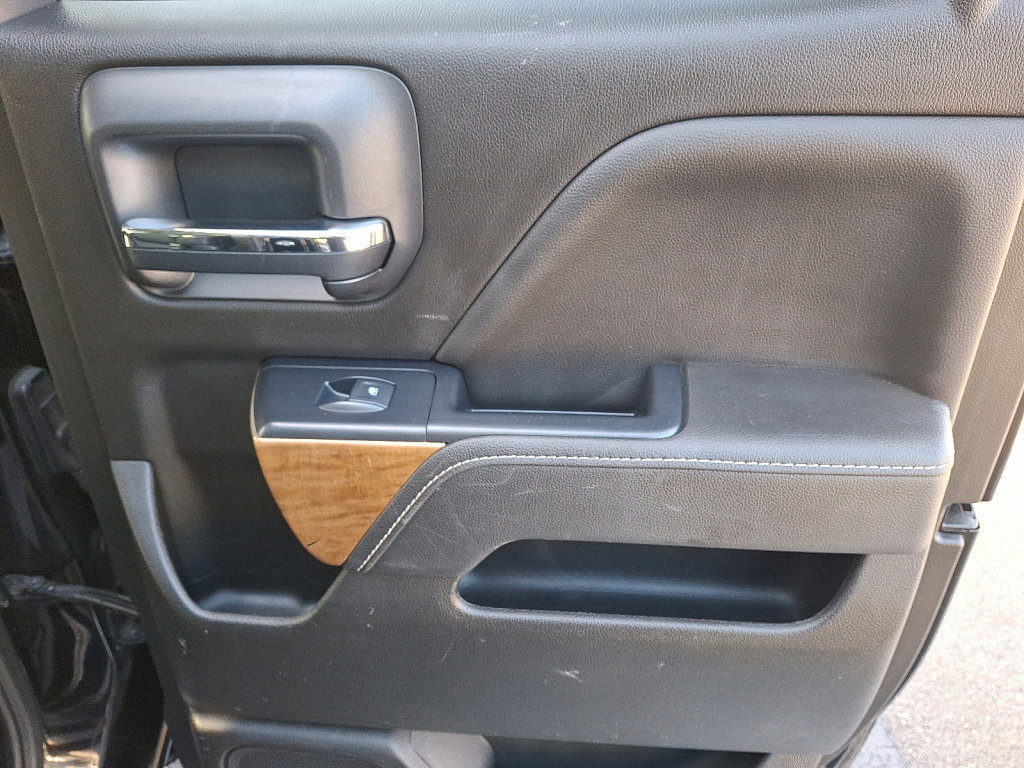 Used 2018 Chevrolet Silverado 1500 LTZ image 14