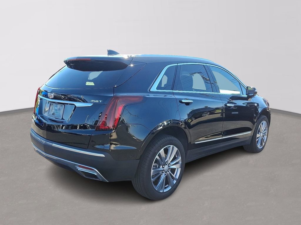 Certified 2025 Cadillac XT5 Premium Luxury w/ Technology Package image 6