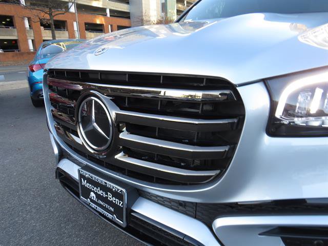 Used 2025 Mercedes-Benz GLS 450 4MATIC image 26