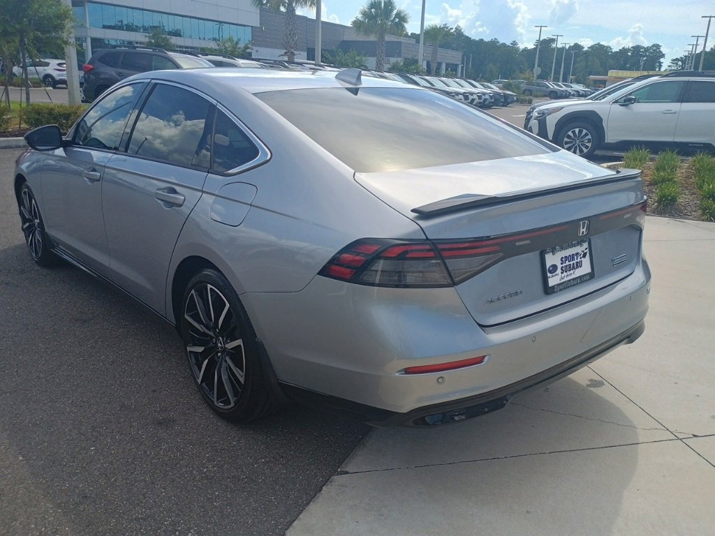 Used 2023 Honda Accord Touring image 7