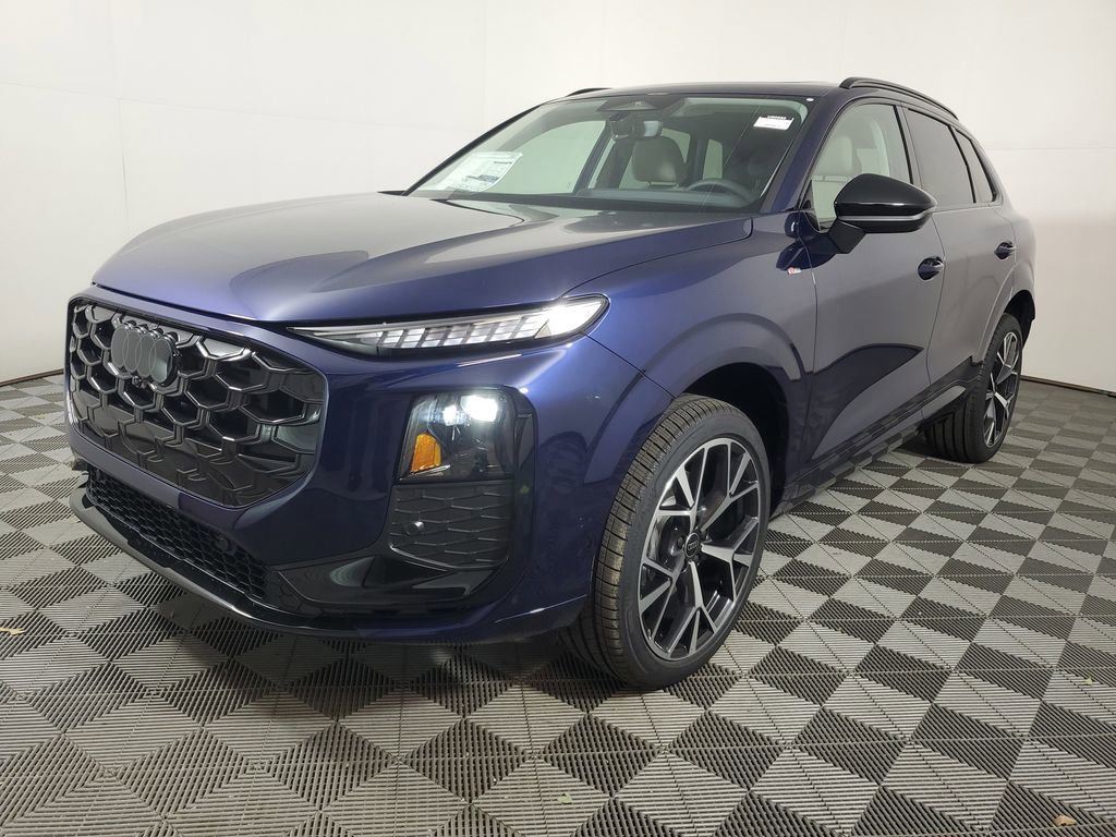 New 2026 Audi Q3 quattro 2.0T AWD/4WD image 3