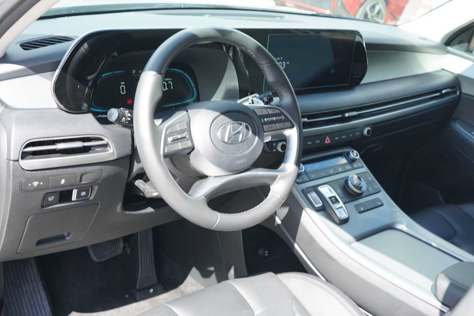 Used 2025 Hyundai Palisade SEL FWD image 7