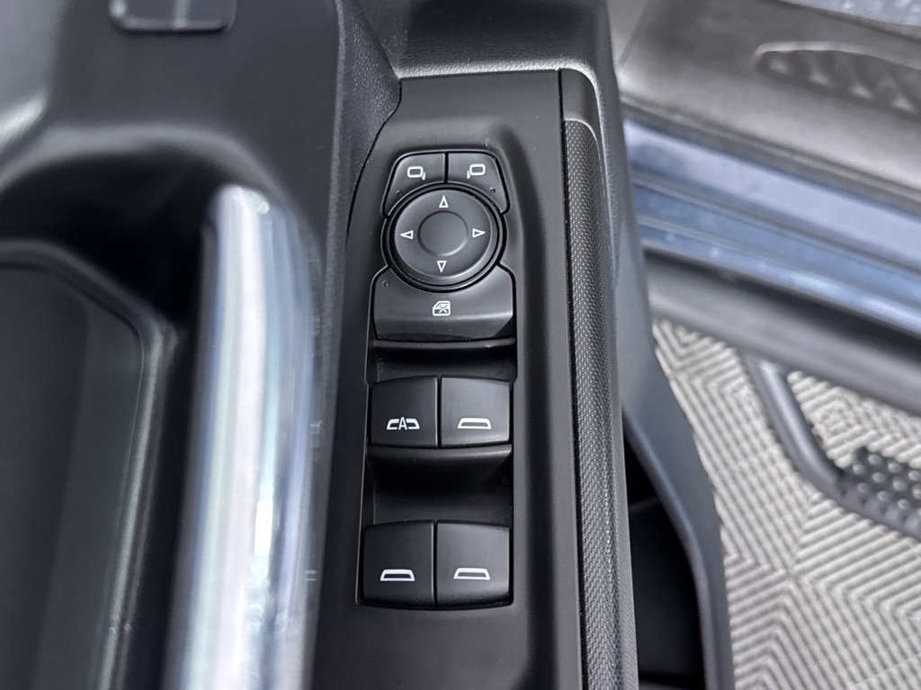 Used 2021 Chevrolet Silverado 1500 Custom AWD/4WD image 25