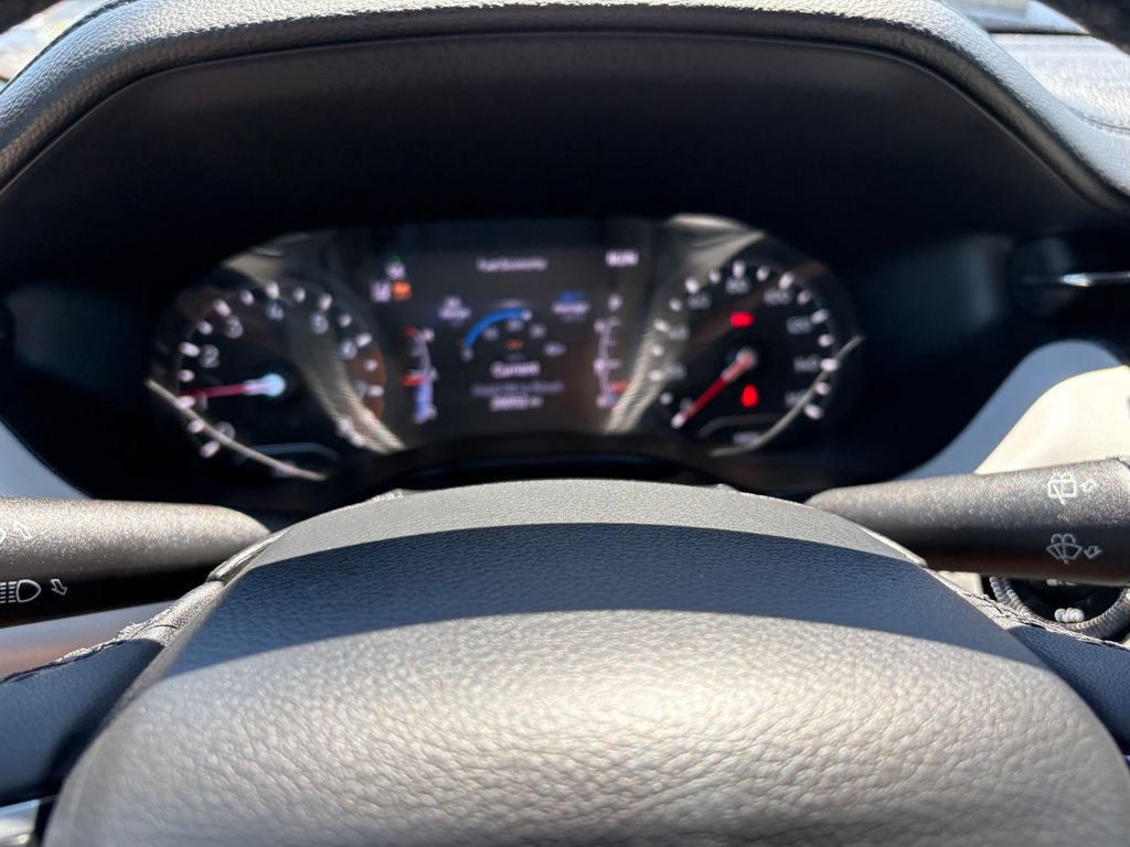 Used 2023 Jeep Compass Limited AWD/4WD image 18