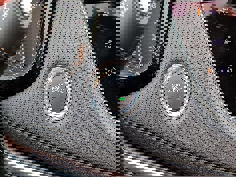 New 2026 Cadillac XT5 Premium Luxury w/ LPO, ONYX Package image 19