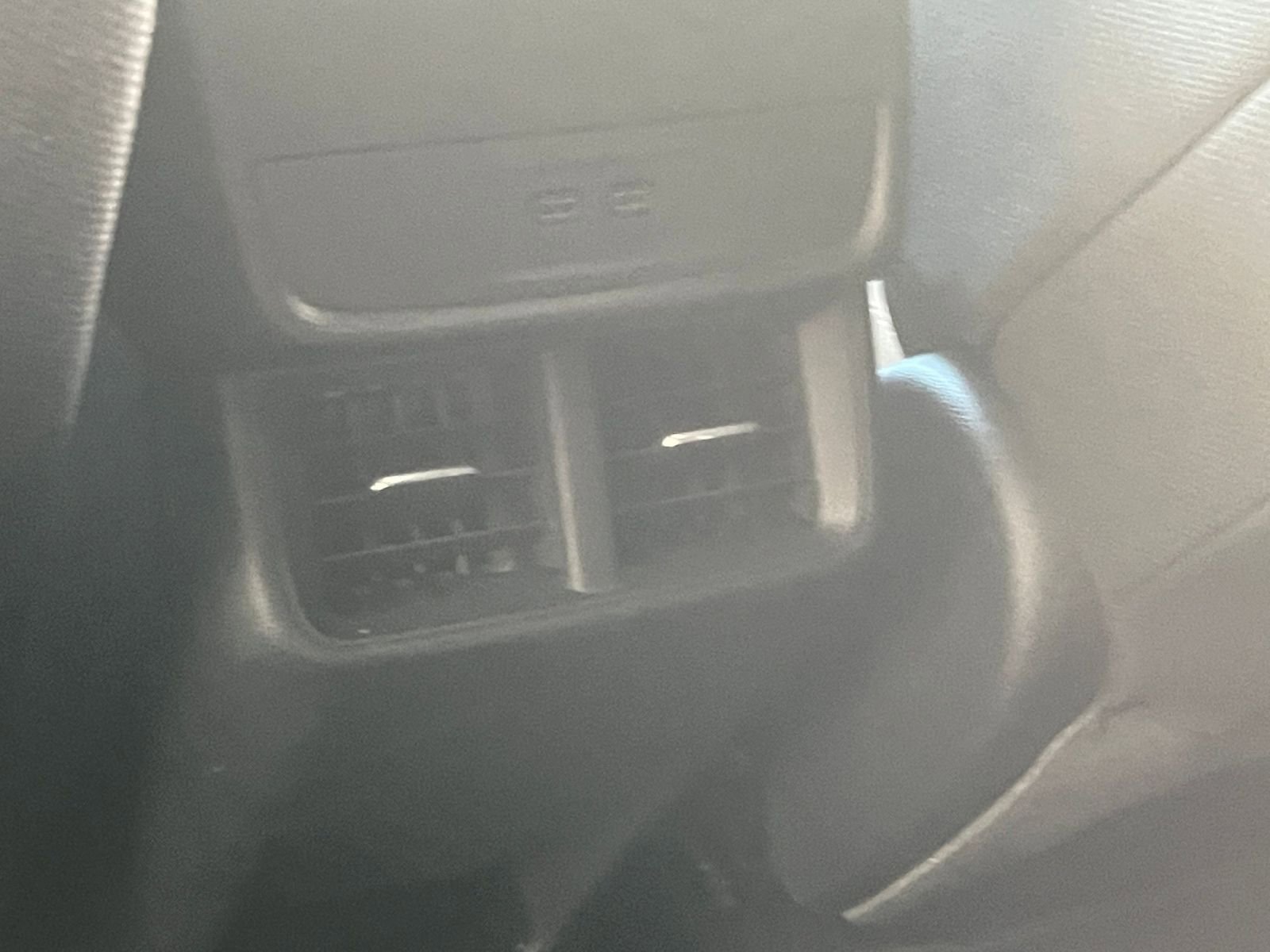 Used 2025 Chevrolet Equinox LT image 23