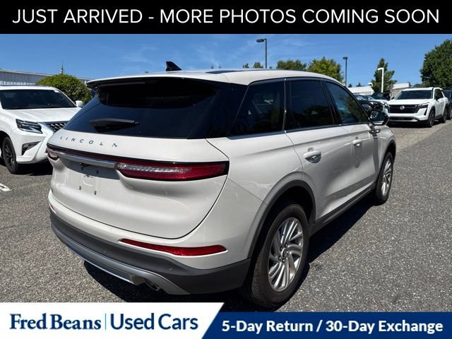Used 2023 Lincoln Corsair AWD image 13