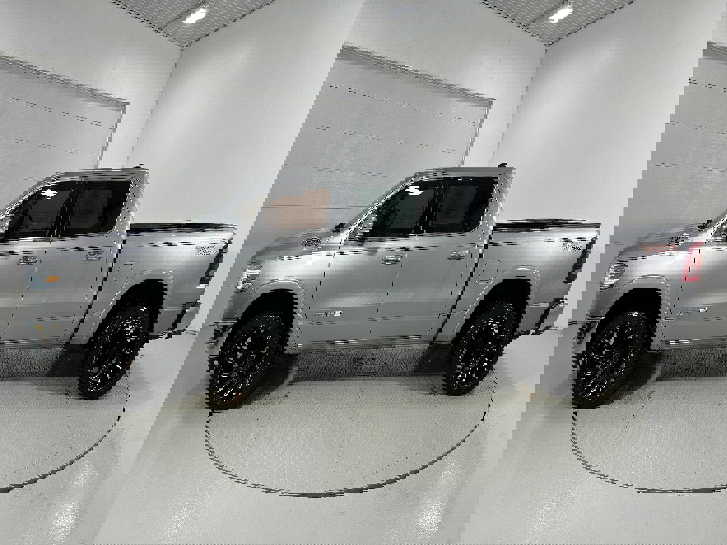 Used 2019 RAM 1500 Limited w/ Bed Utility Group image 24