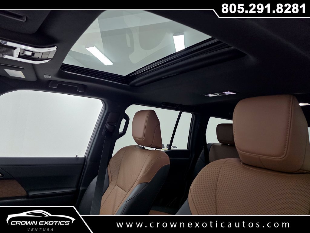 Used 2026 Lexus GX 550 w/ Cold Area Package AWD/4WD image 24
