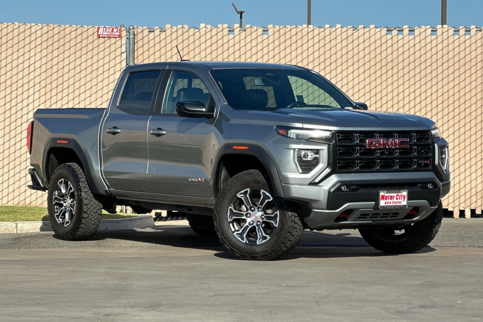 Certified 2023 GMC Canyon AT4 w/ AT4 Premium Package AWD/4WD image 2
