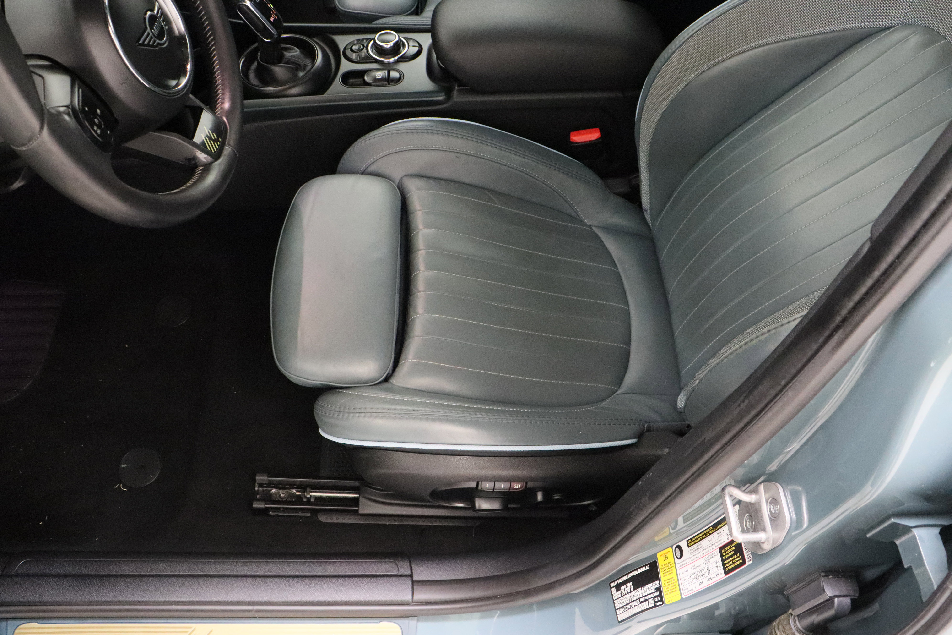Used 2023 MINI Cooper Clubman S w/ MINI Untold Edition FWD image 15