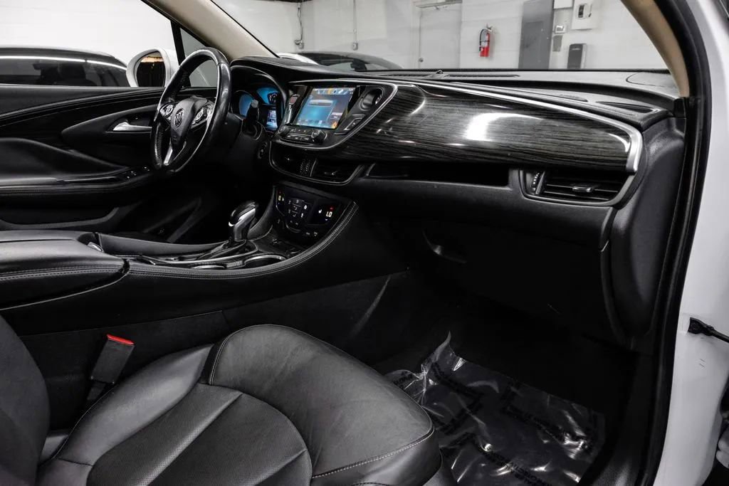 Used 2017 Buick Envision Essence FWD image 19