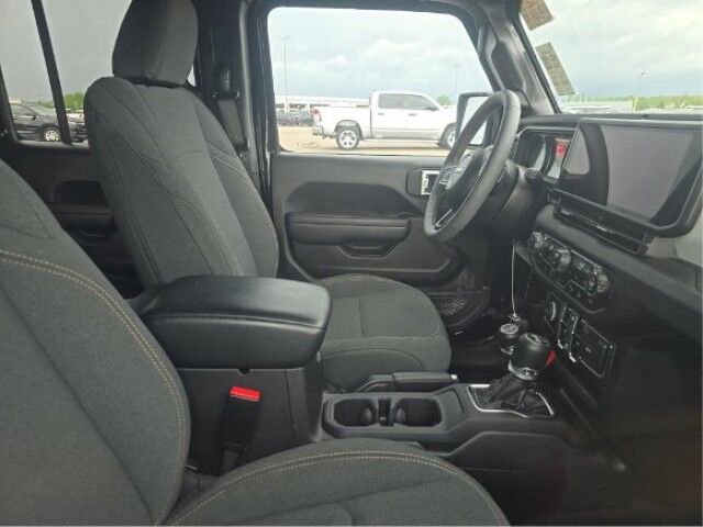 Used 2024 Jeep Wrangler Unlimited Sport AWD/4WD image 9