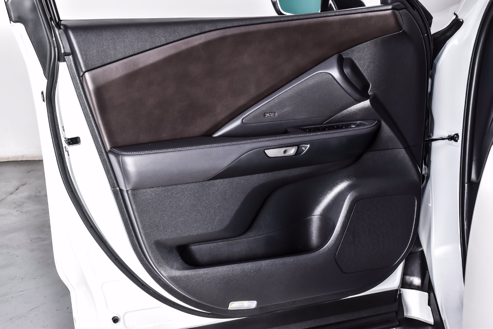 Used 2025 Lexus TX 350 AWD w/ Technology Package image 13