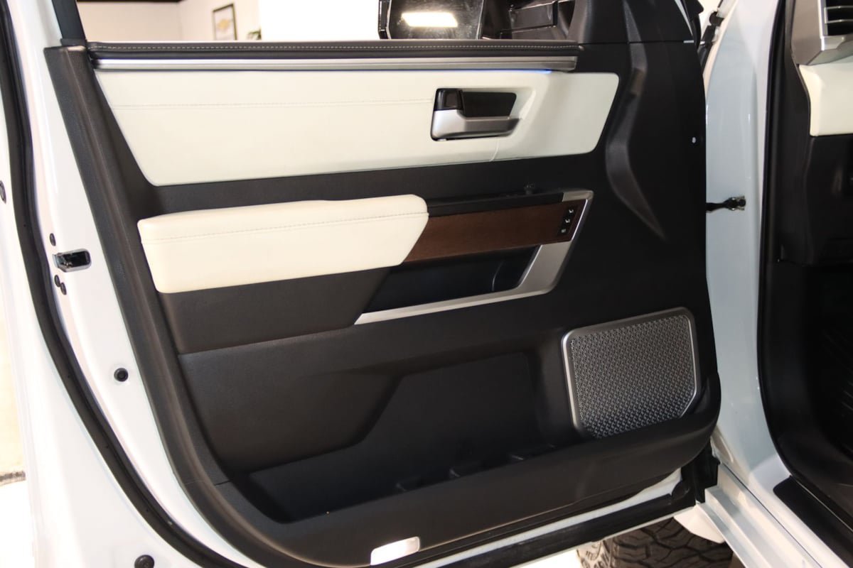 Used 2024 Toyota Tundra Capstone AWD/4WD image 36