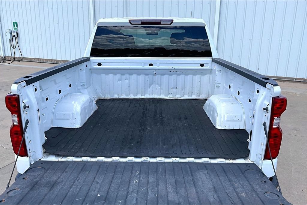 Used 2019 Chevrolet Silverado 1500 LT w/ Texas Edition AWD/4WD image 33