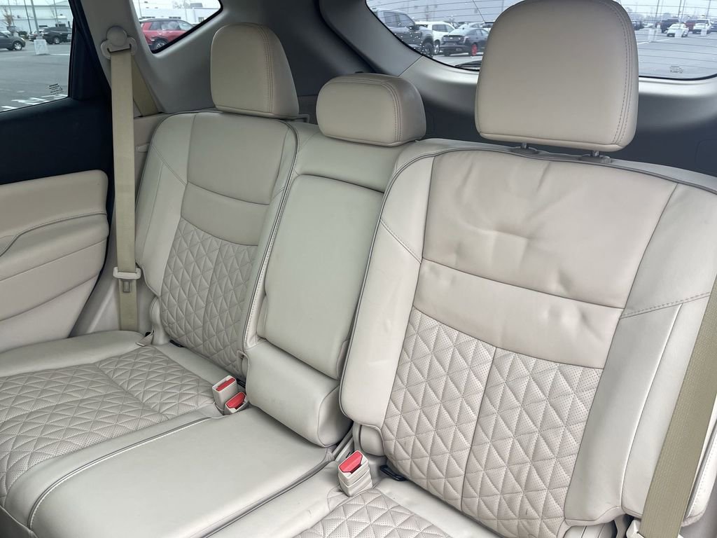 Used 2019 Nissan Murano Platinum w/ Cargo Package image 28