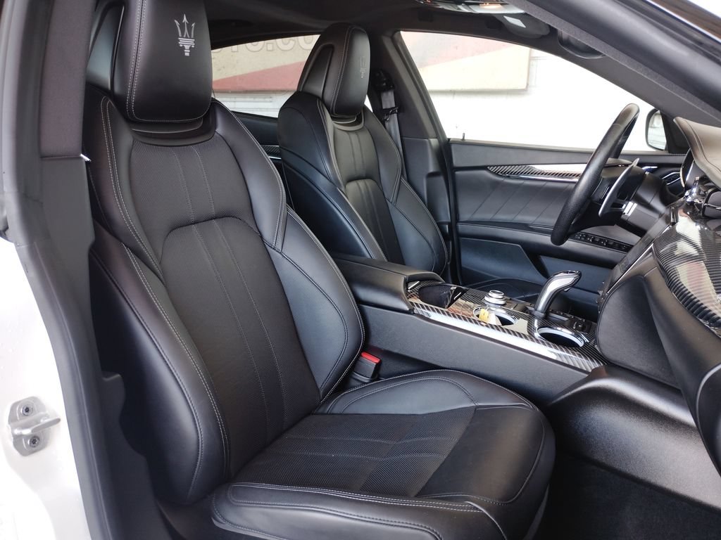 Used 2020 Maserati Quattroporte S GranSport Q4 AWD/4WD image 14