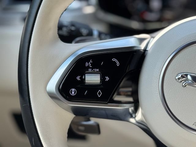 Certified 2025 Jaguar F-PACE R-Dynamic S AWD/4WD image 23