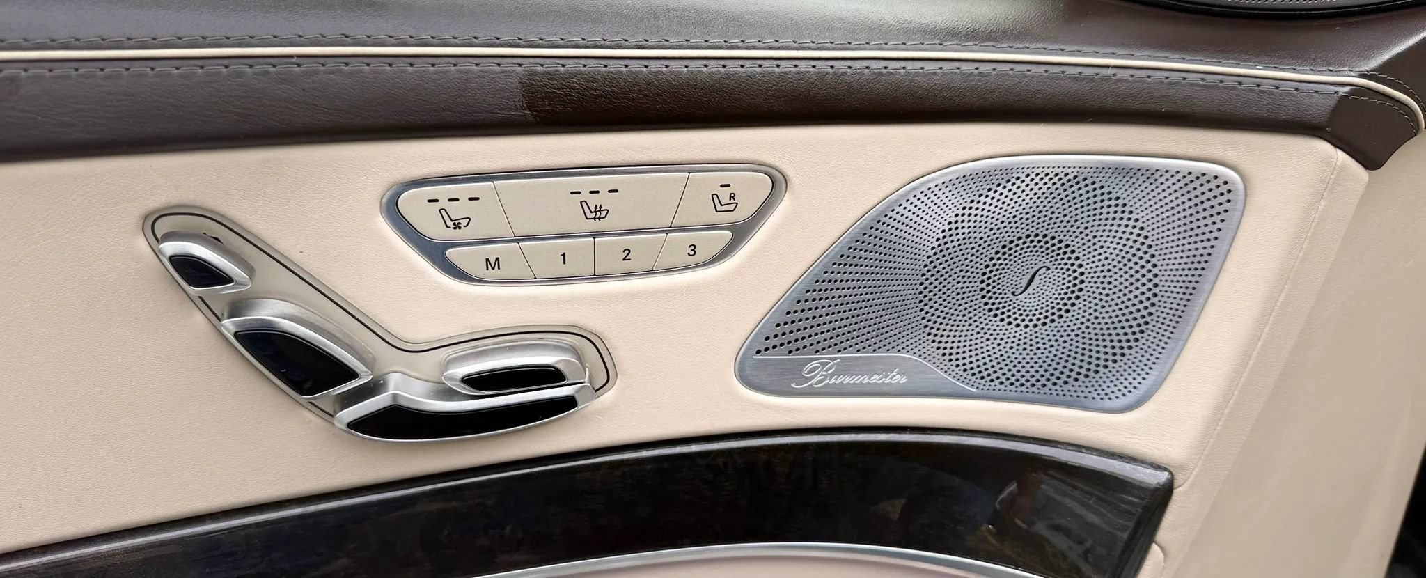 Used 2015 Mercedes-Benz S 63 AMG 4MATIC Sedan image 23