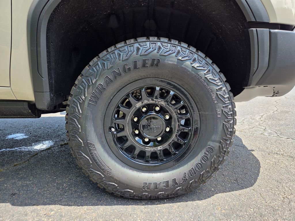New 2026 GMC Sierra 2500 AT4X w/ AT4X AEV Edition AWD/4WD image 10