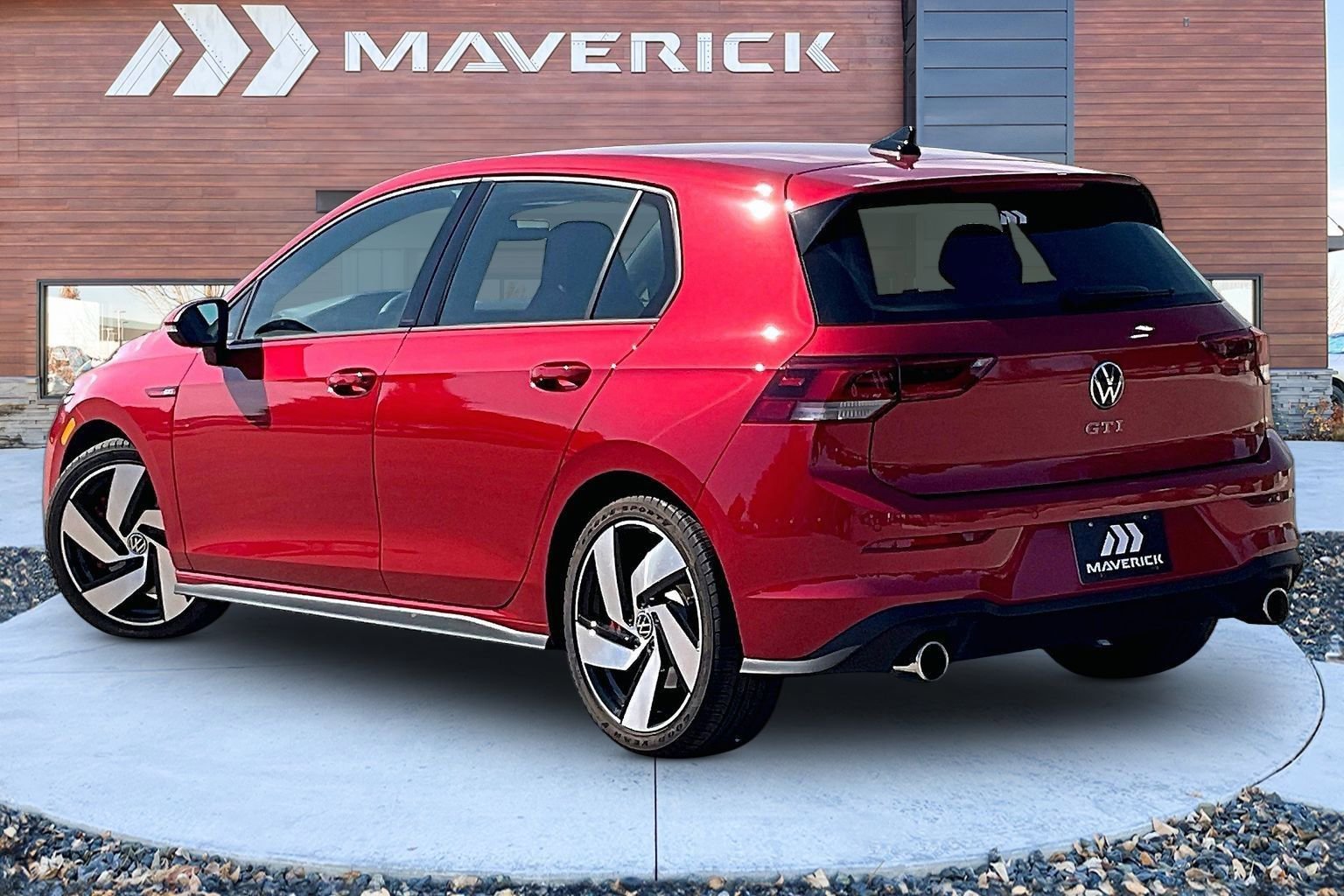 Used 2022 Volkswagen GTI S FWD image 4