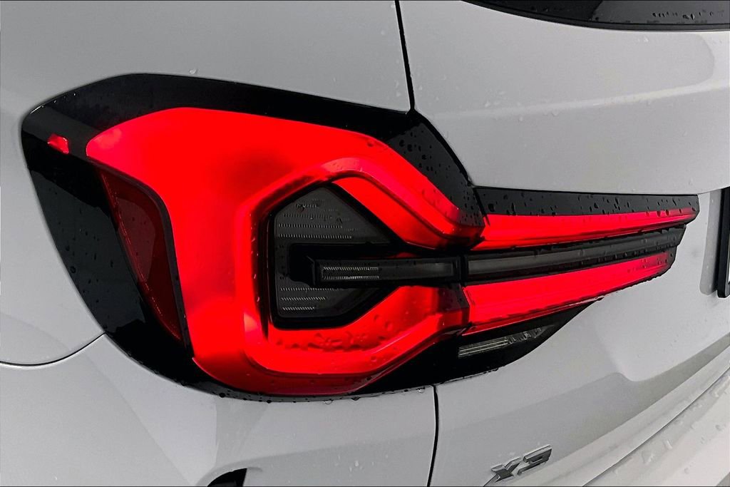 Used 2023 BMW X3 M40i w/ Premium Package image 29