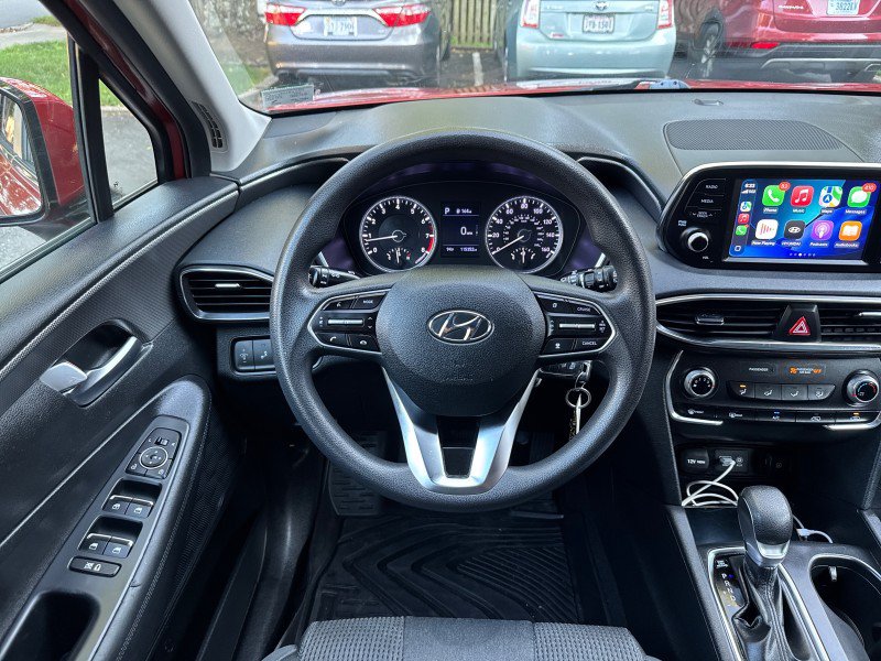 Used 2019 Hyundai Santa Fe SE FWD image 17