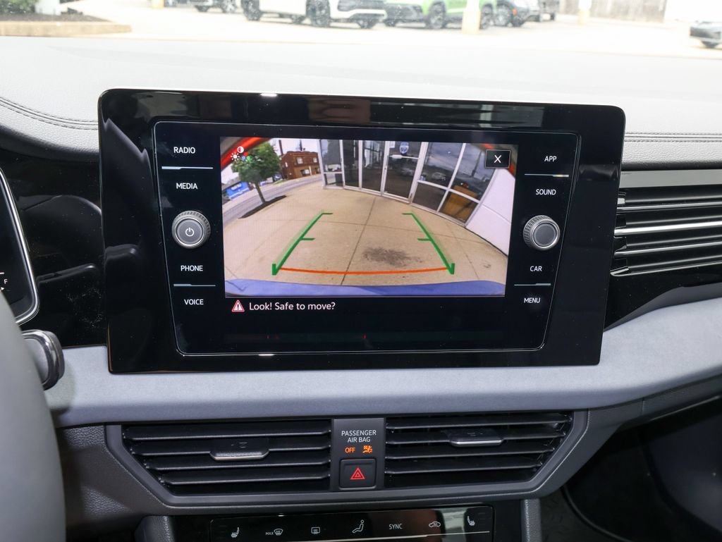 New 2026 Volkswagen Jetta SE FWD image 19